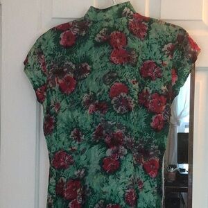 Red and Green Cap Sleeve Mandarin Collar Blouse